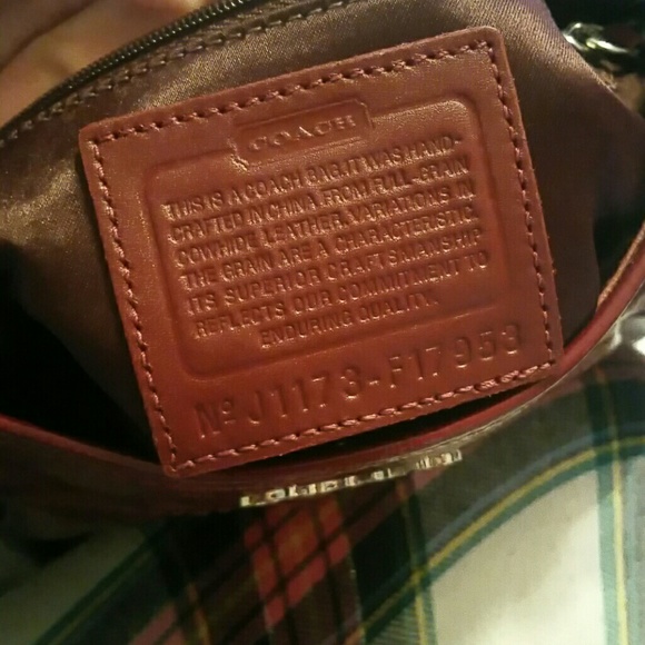 Coach - Picture 3 of 4